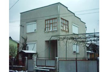 Украйна Privát Novobarovo, Новобарово, Екстериор
